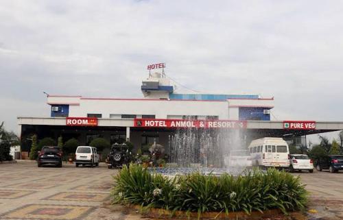 hotel anmol and resort