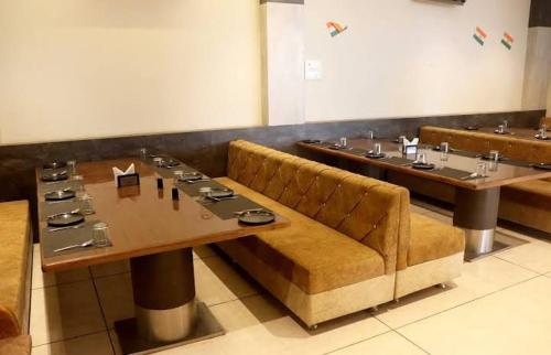 hotel anmol and resort