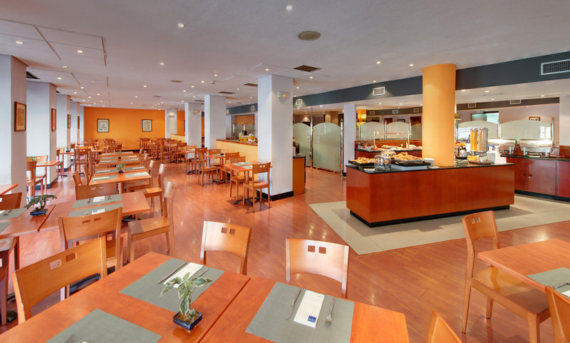hotel madrid gran via 25 by melia