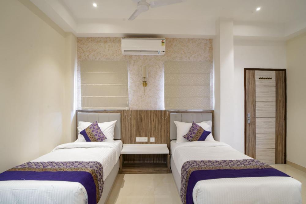 omkar international hotel