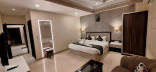omkar international hotel