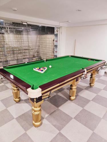 hotel amahi inn sector 48