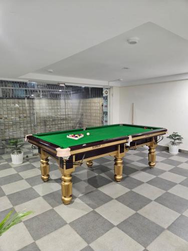 hotel amahi inn sector 48