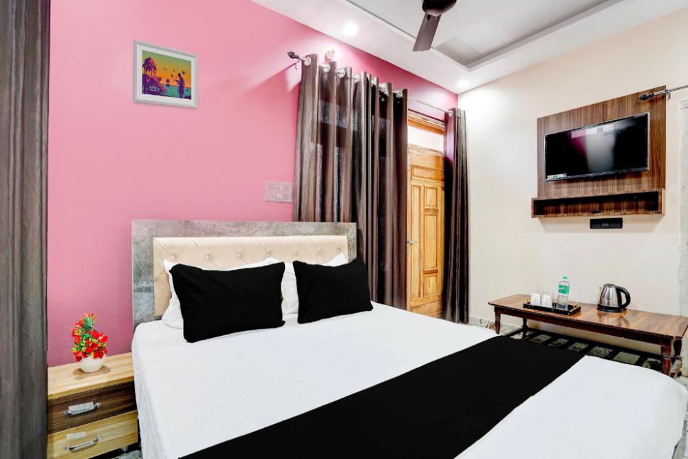 hotel o pramod garden