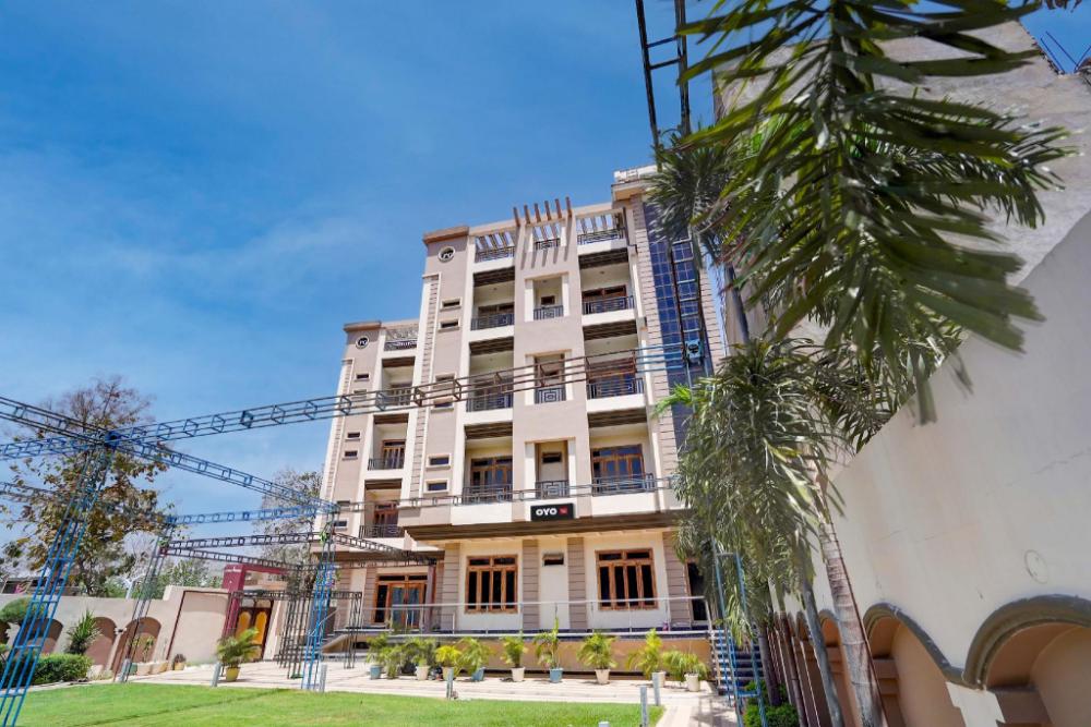 hotel o pramod garden