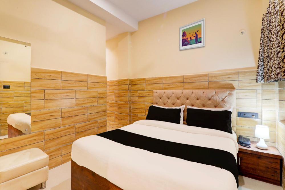 super hotel o super kalpna inn