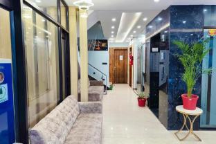 hotel vaidik ganga near parmarth niketan