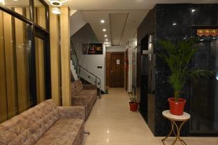 hotel vaidik ganga near parmarth niketan