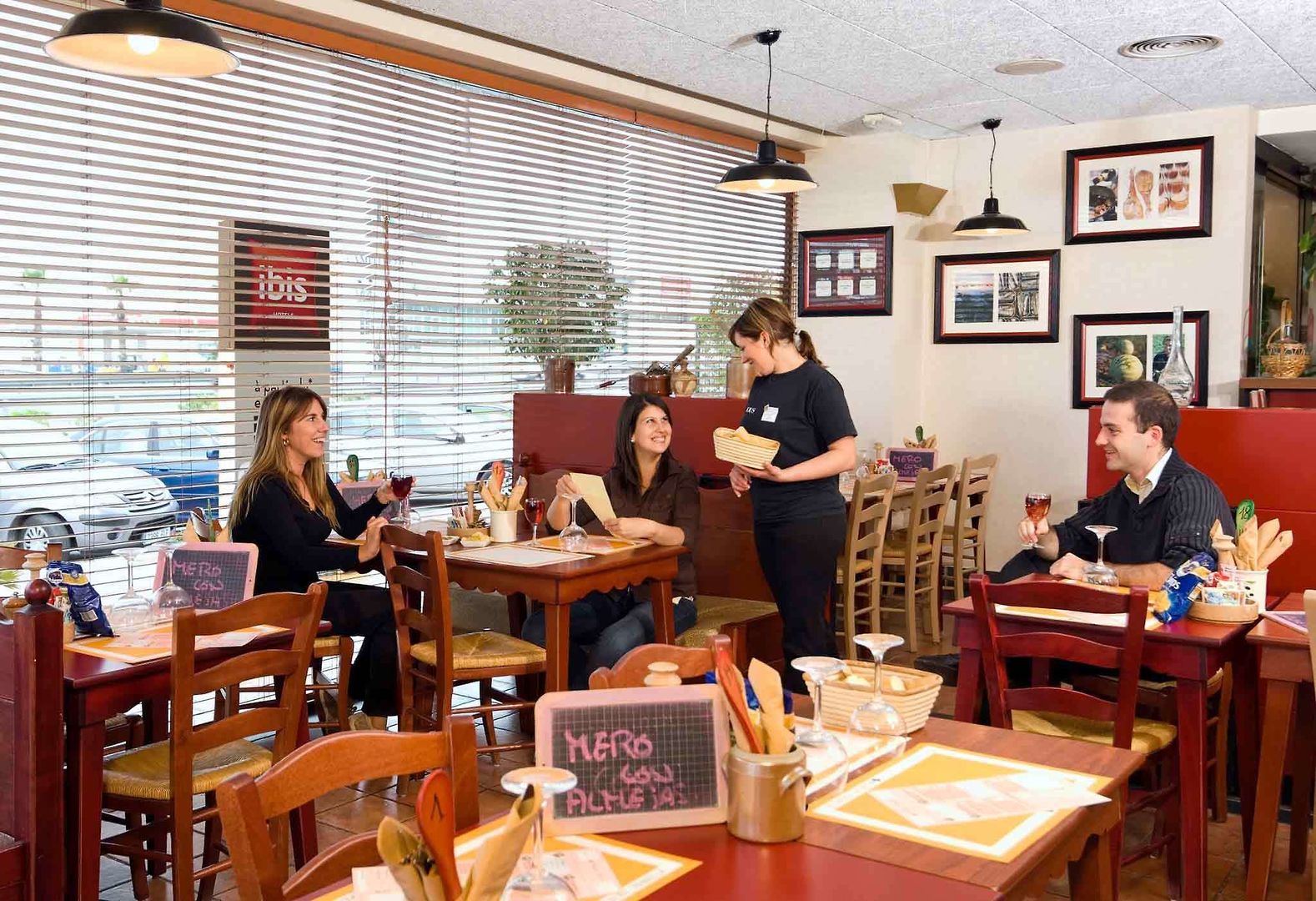 ibis budget malaga aeropuerto avenida velazquez