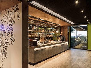 ibis budget malaga aeropuerto avenida velazquez