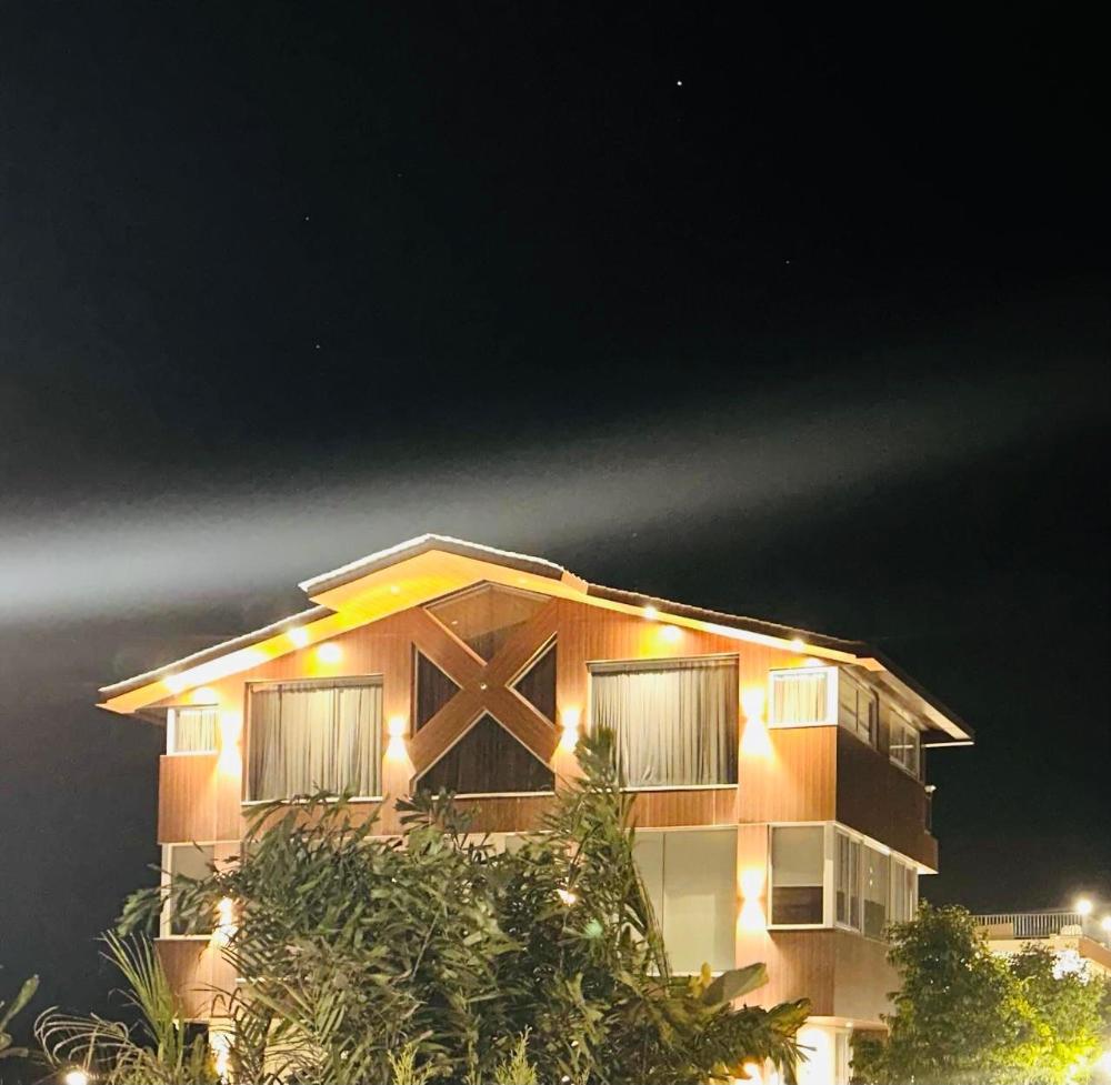 eminence the corbett