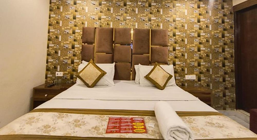 hotel kaushambhi grand