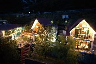 crossroads narkanda cottages