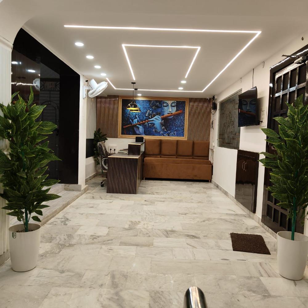 golden oak 5 minutes away from golden temple