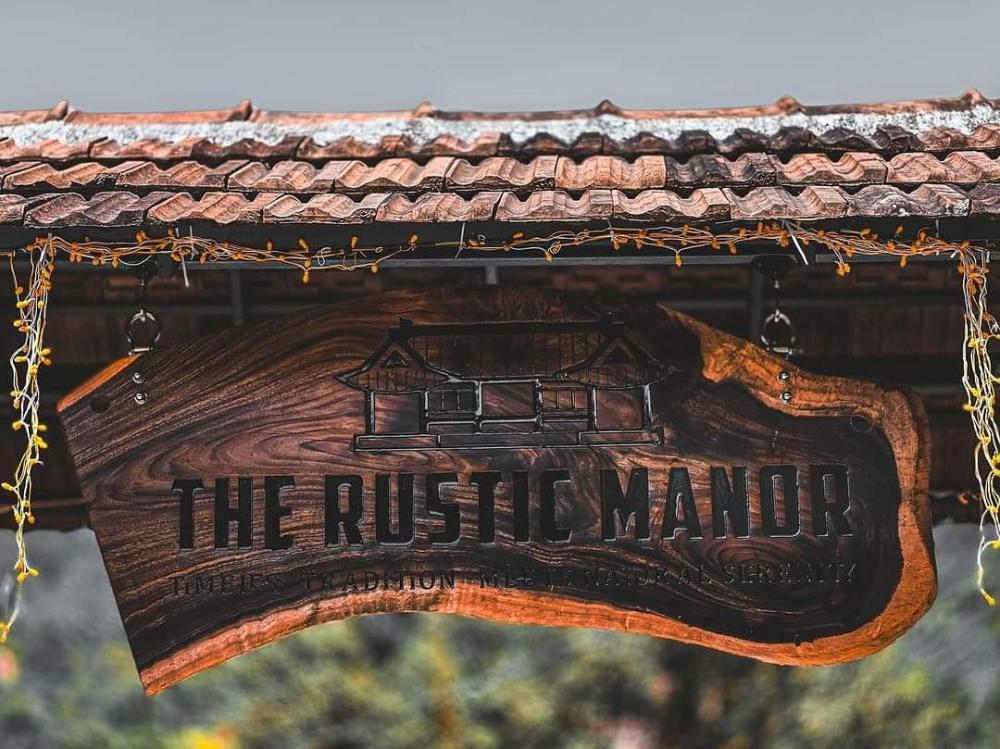 the rustic manor