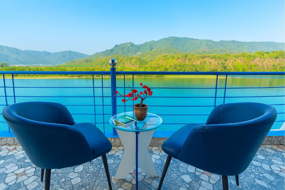 the neeraj ganga cottages