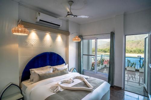 the neeraj ganga cottages