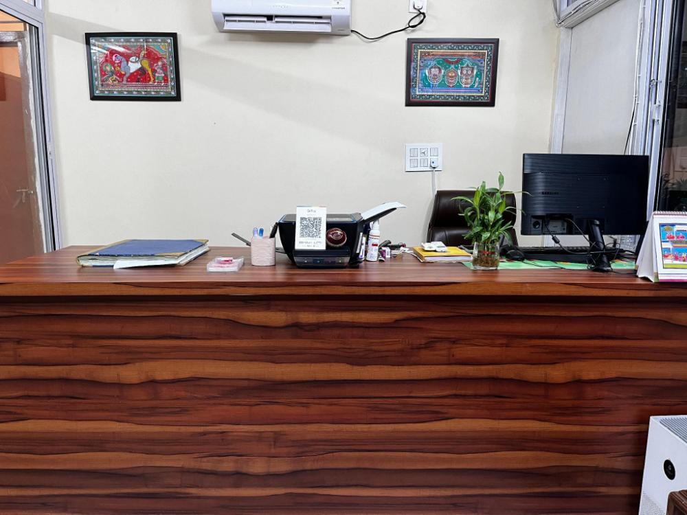 hotel shanti inn 300m from rene tower vfs global