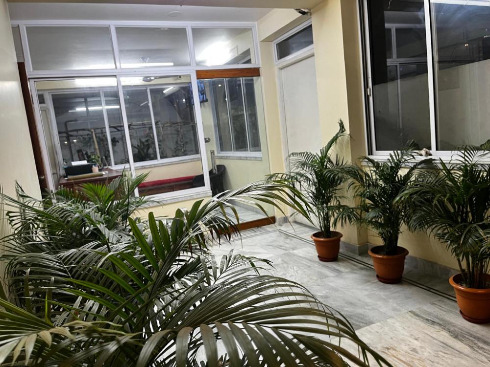hotel shanti inn 300m from rene tower vfs global