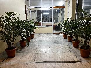 hotel shanti inn 300m from rene tower vfs global