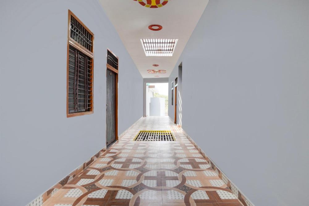 hotel o j k hotel and resturant