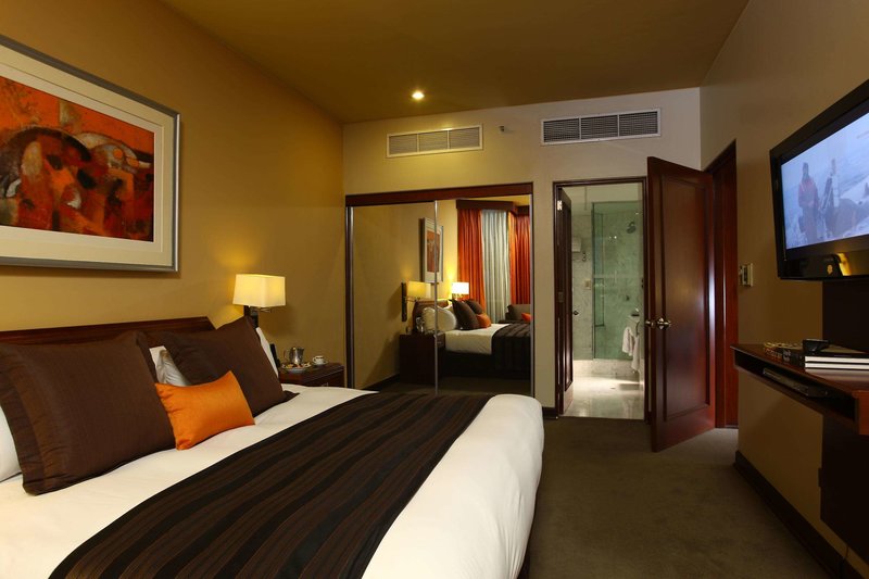 delfines hotel and convention center