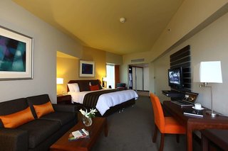 delfines hotel and convention center