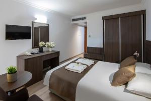 Kapetanios Limassol Hotel,Limassol>>Larnaca,3 star