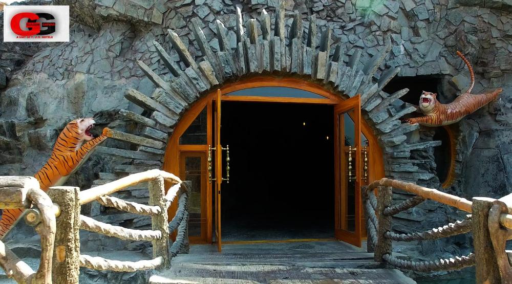 garh girvar resort and spa