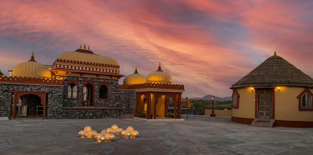 garh girvar resort and spa