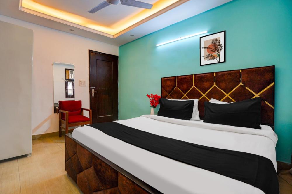 hotel o silver key kd plaza near saket metro station