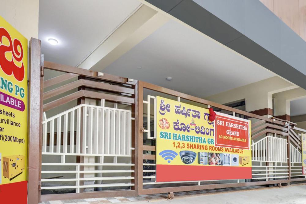 super hotel o sri harshitha grand near zudio star bazaar kundalhalli gate