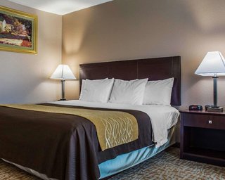Quality Inn,Near Kenan Center,3 star