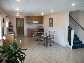 budget host westgate inn