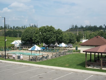 budget host westgate inn
