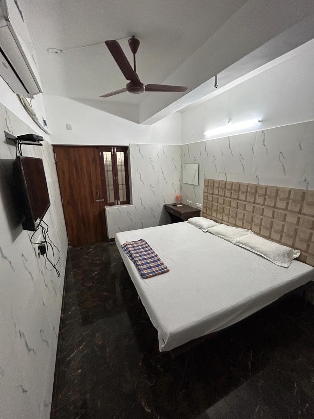 rk guest house