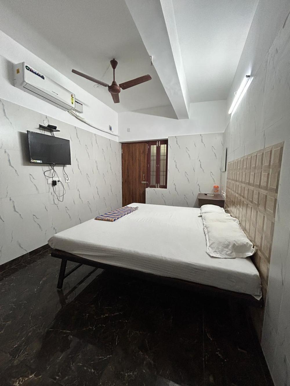rk guest house