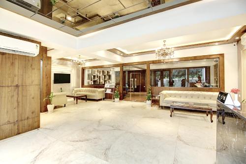 marks hotel and banquet