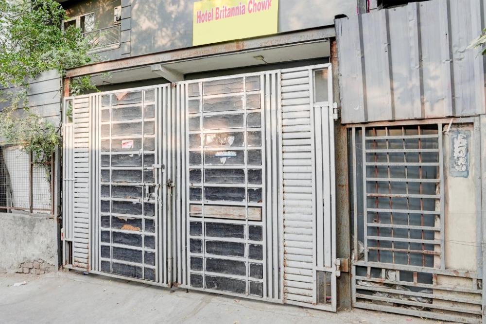 super hotel o britania chowk
