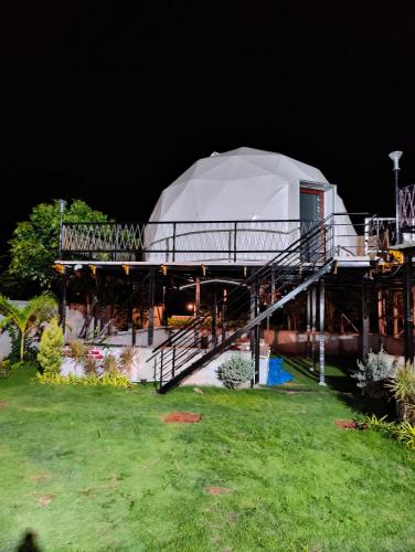meenakshi lakehouse of m