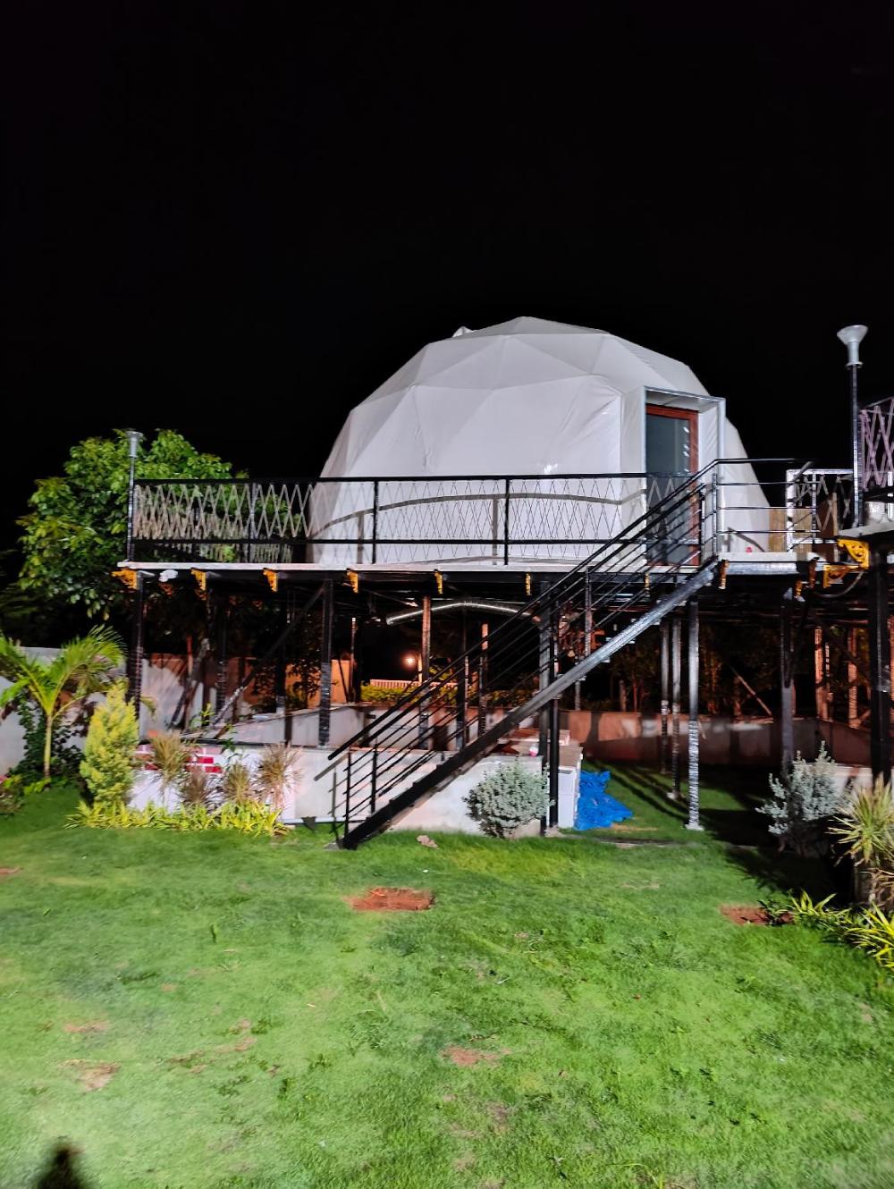 meenakshi lakehouse of m