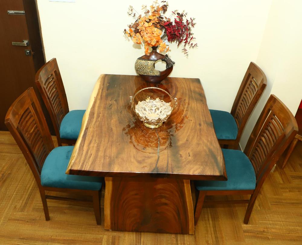 mani hotel and restaurant