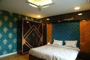 mani hotel and restaurant