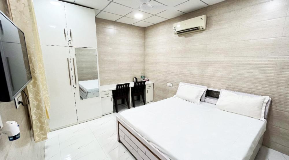 divya anubhuti pravas