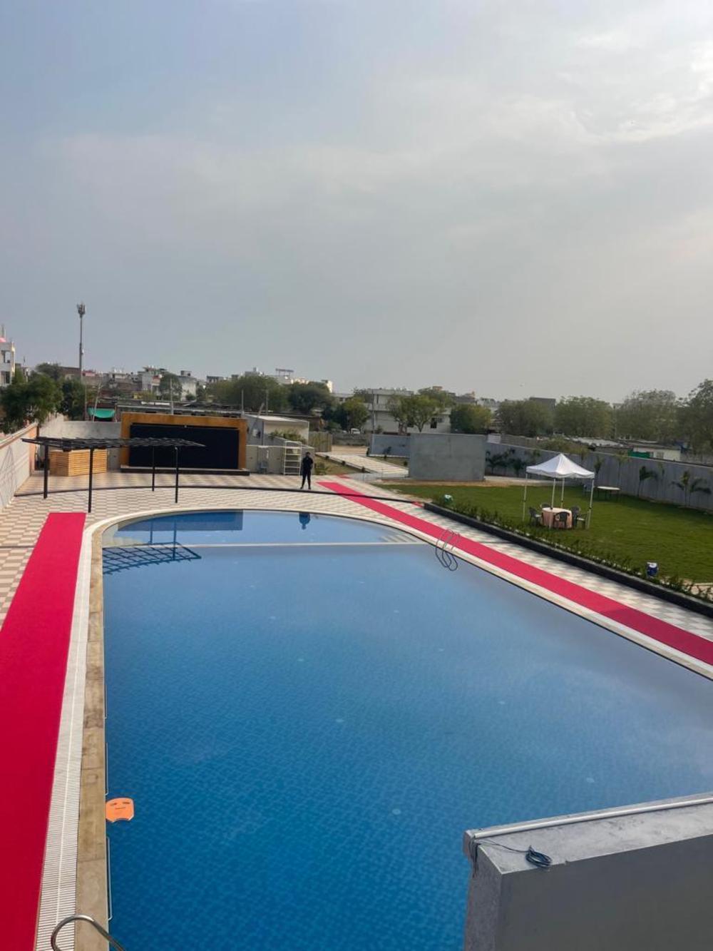 the carnation hotel and resort