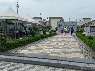 the carnation hotel and resort