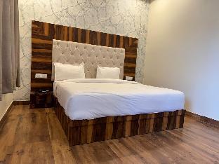 the carnation hotel and resort