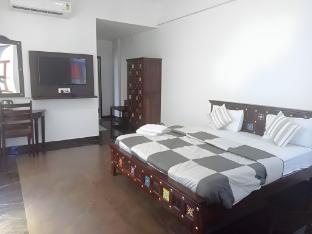 doongar fort 7 km from ambaji