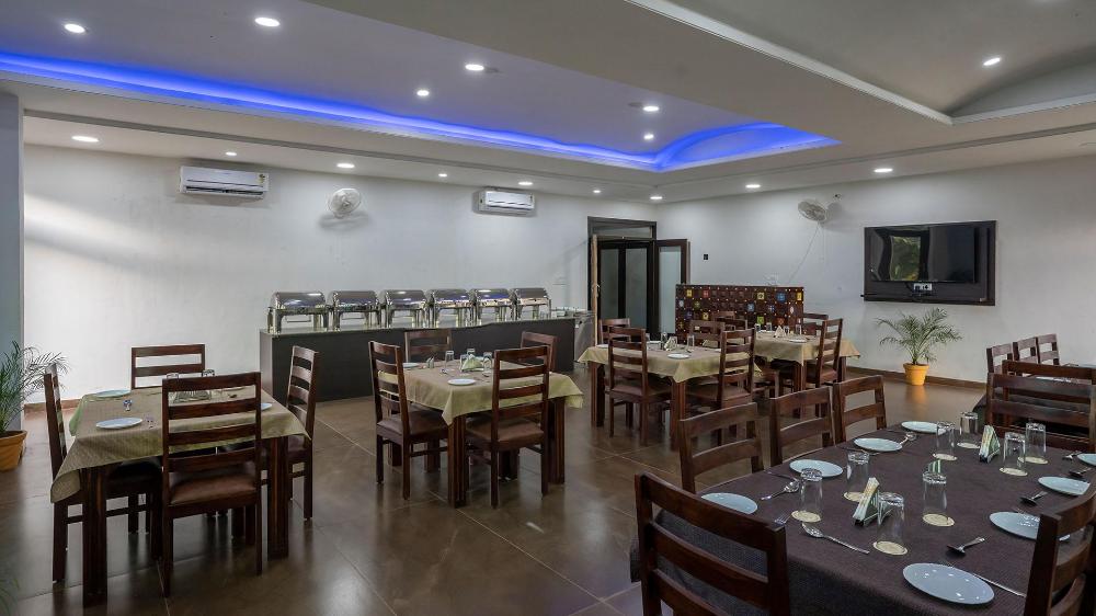 doongar fort 7 km from ambaji