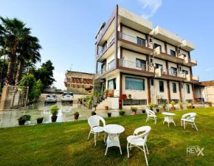 Hotel Vrinda Sarovar,,3 star